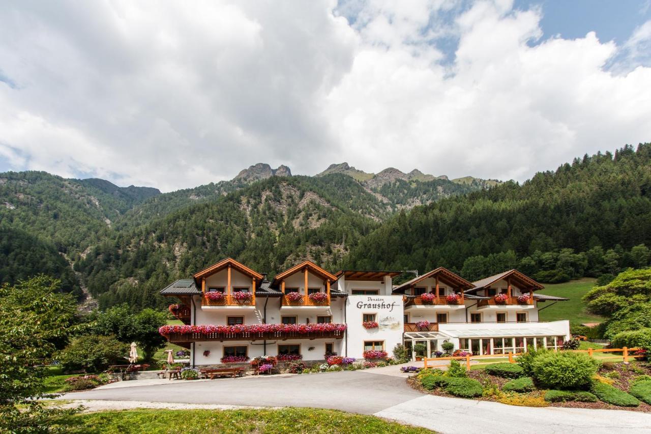 Graushof Hotel Вал ди Вице Екстериор снимка