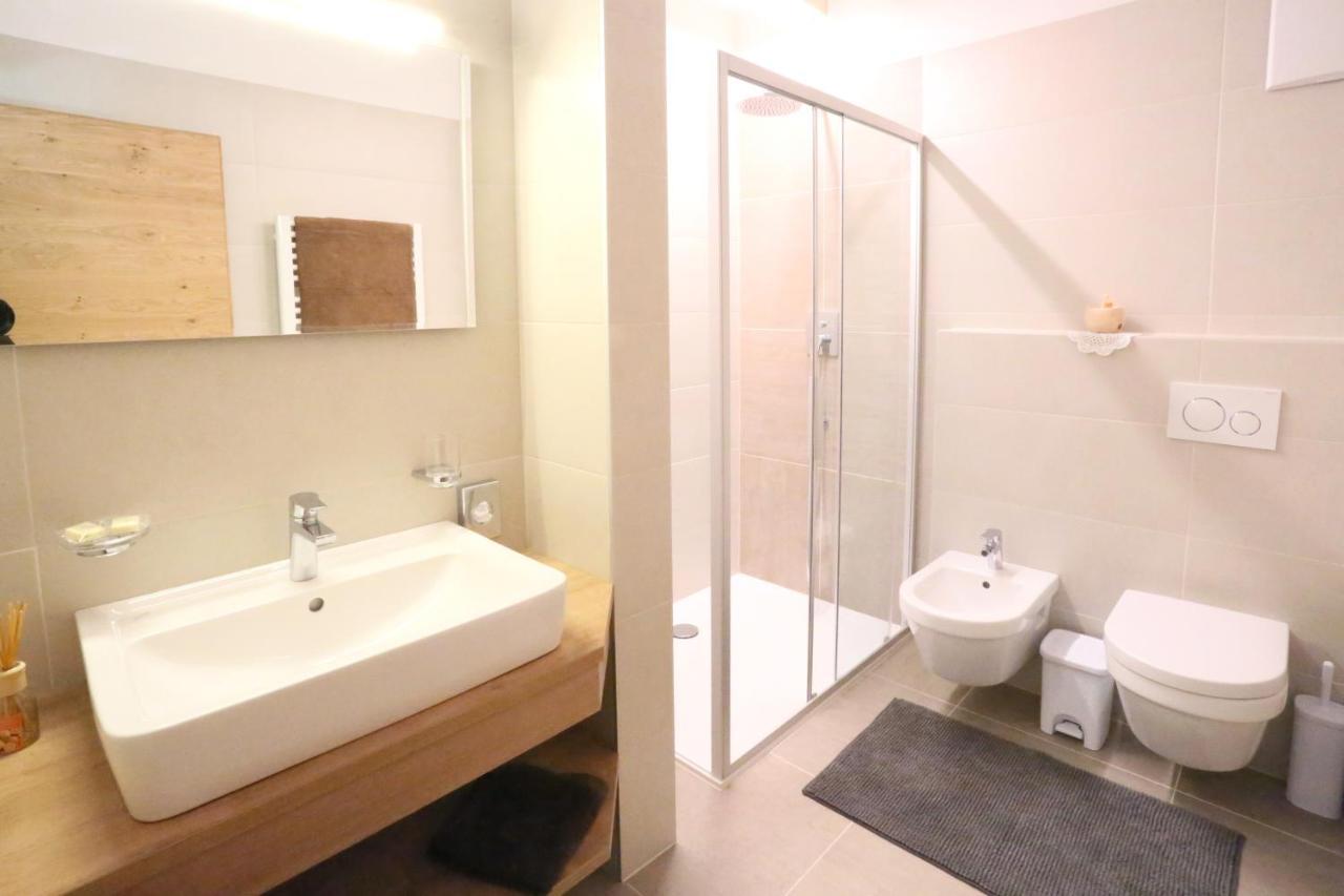 Graushof Hotel Вал ди Вице Екстериор снимка