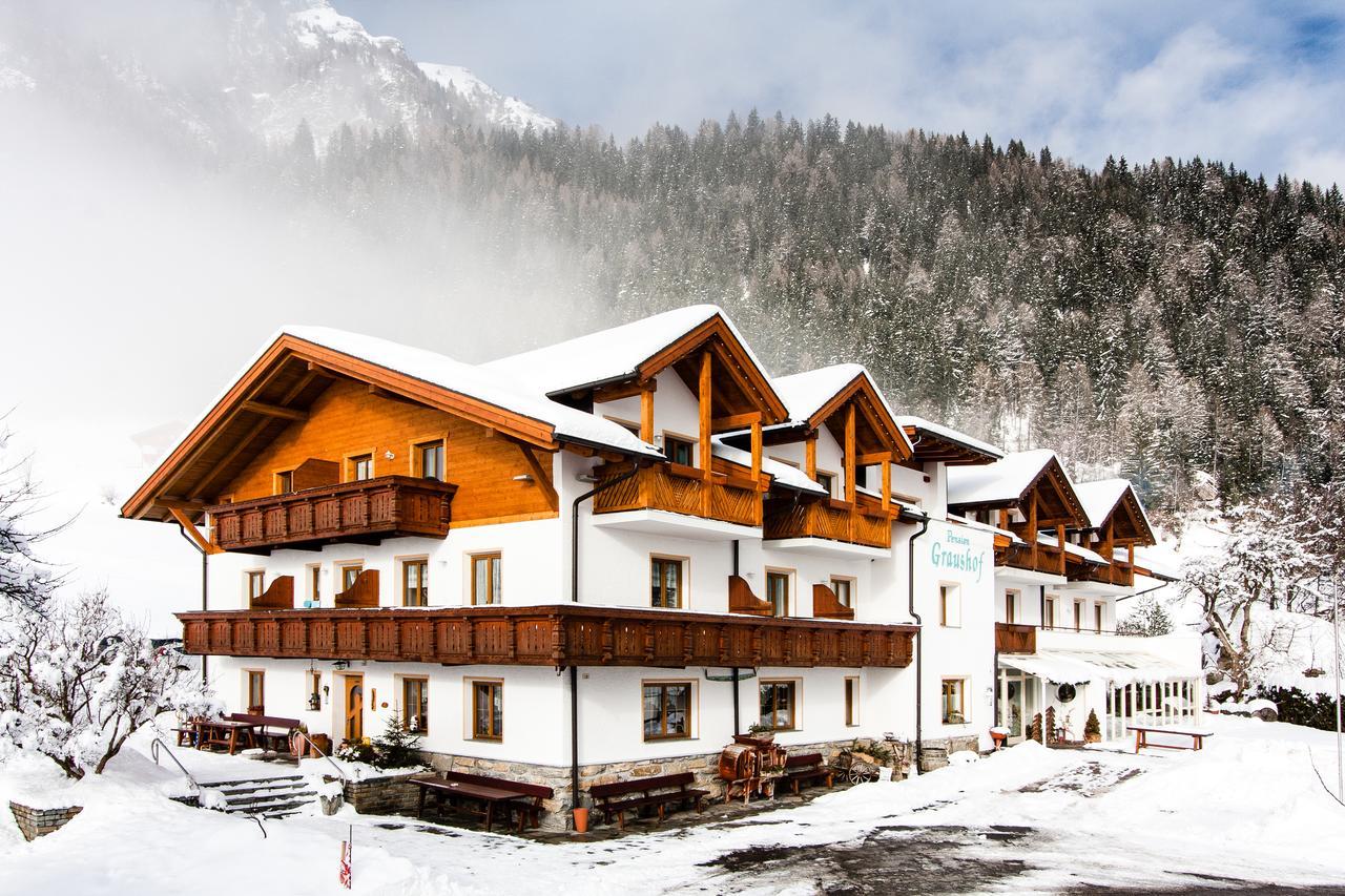 Graushof Hotel Вал ди Вице Екстериор снимка