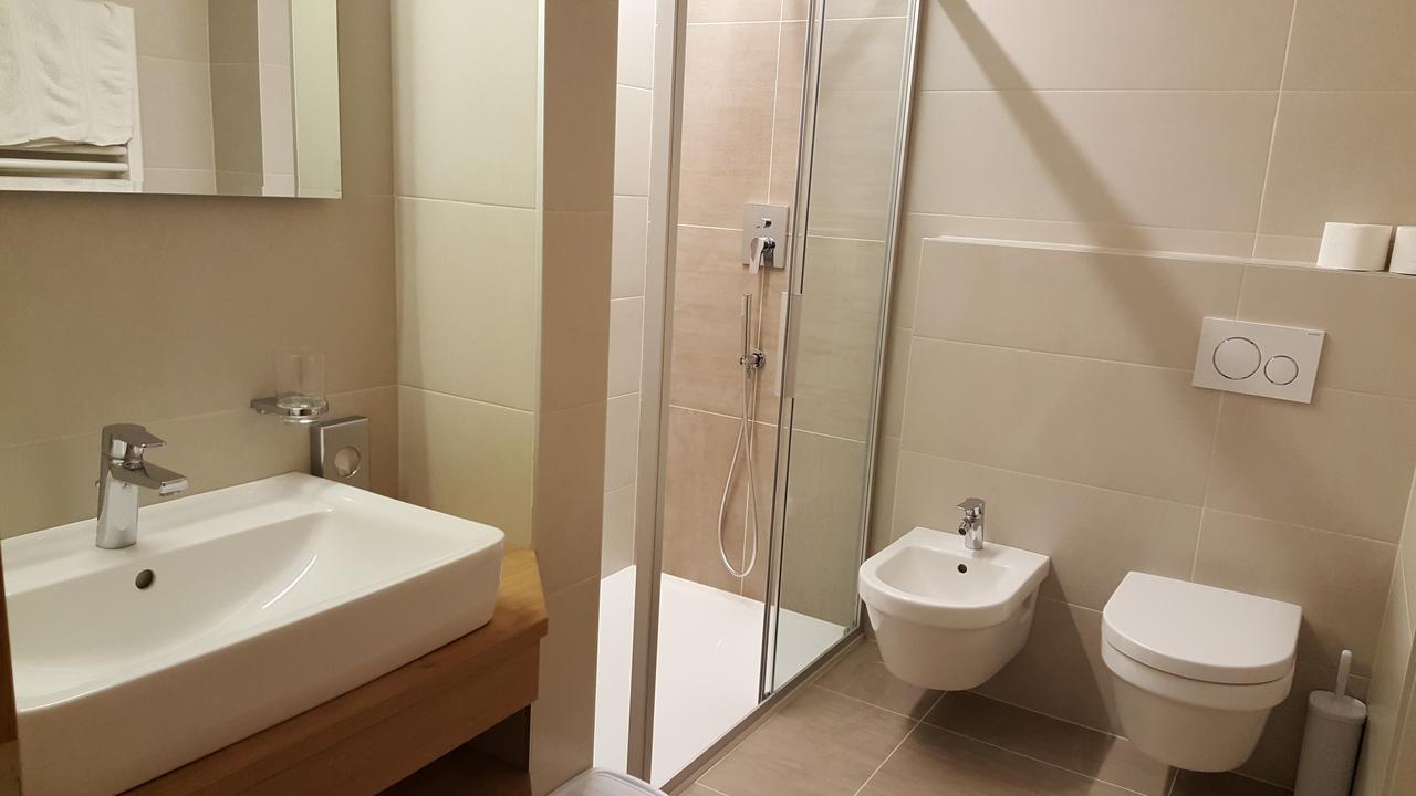 Graushof Hotel Вал ди Вице Екстериор снимка